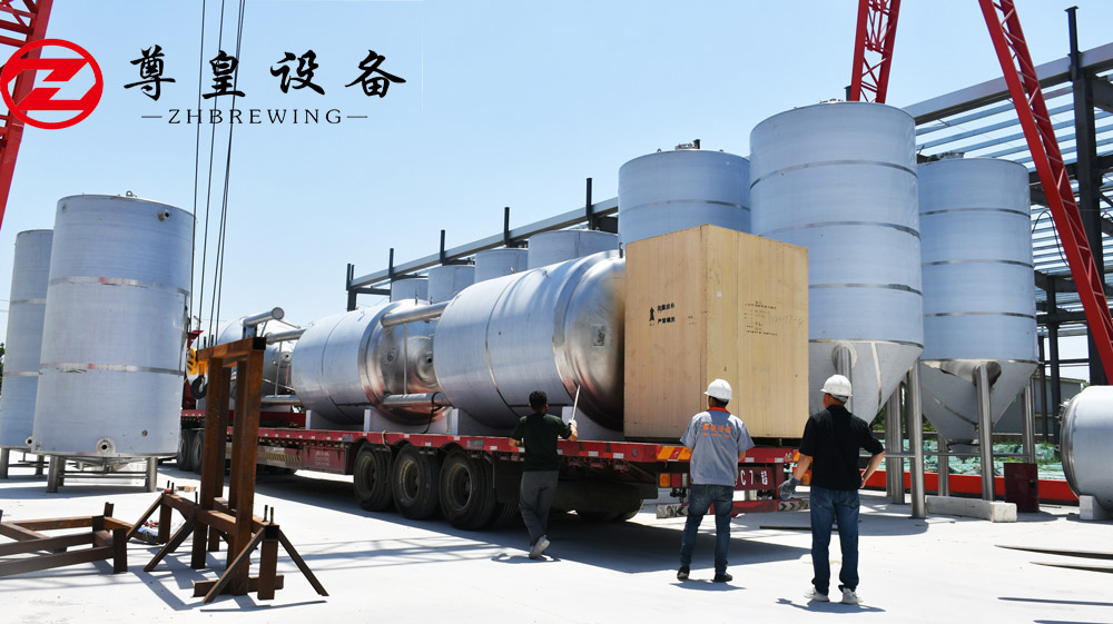 万吨精酿啤酒厂设备发货